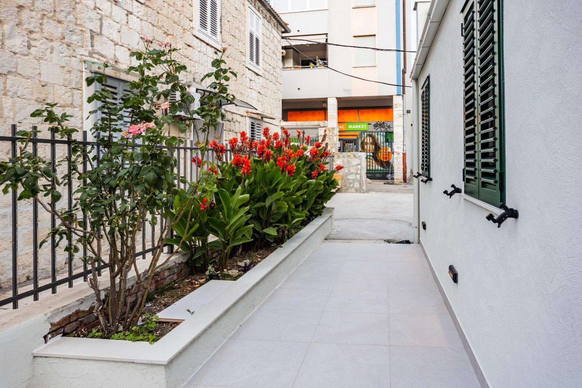 Luxury City Center House Split Luaran gambar
